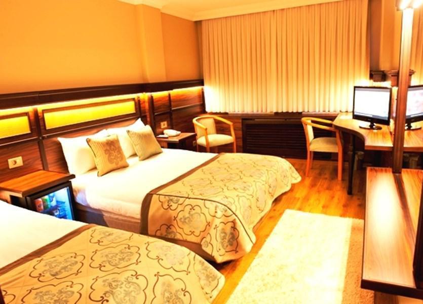 บอยูกูเซล เทอร์มัล โฮเต็ล Hotel บูร์ซา ภายนอก รูปภาพ